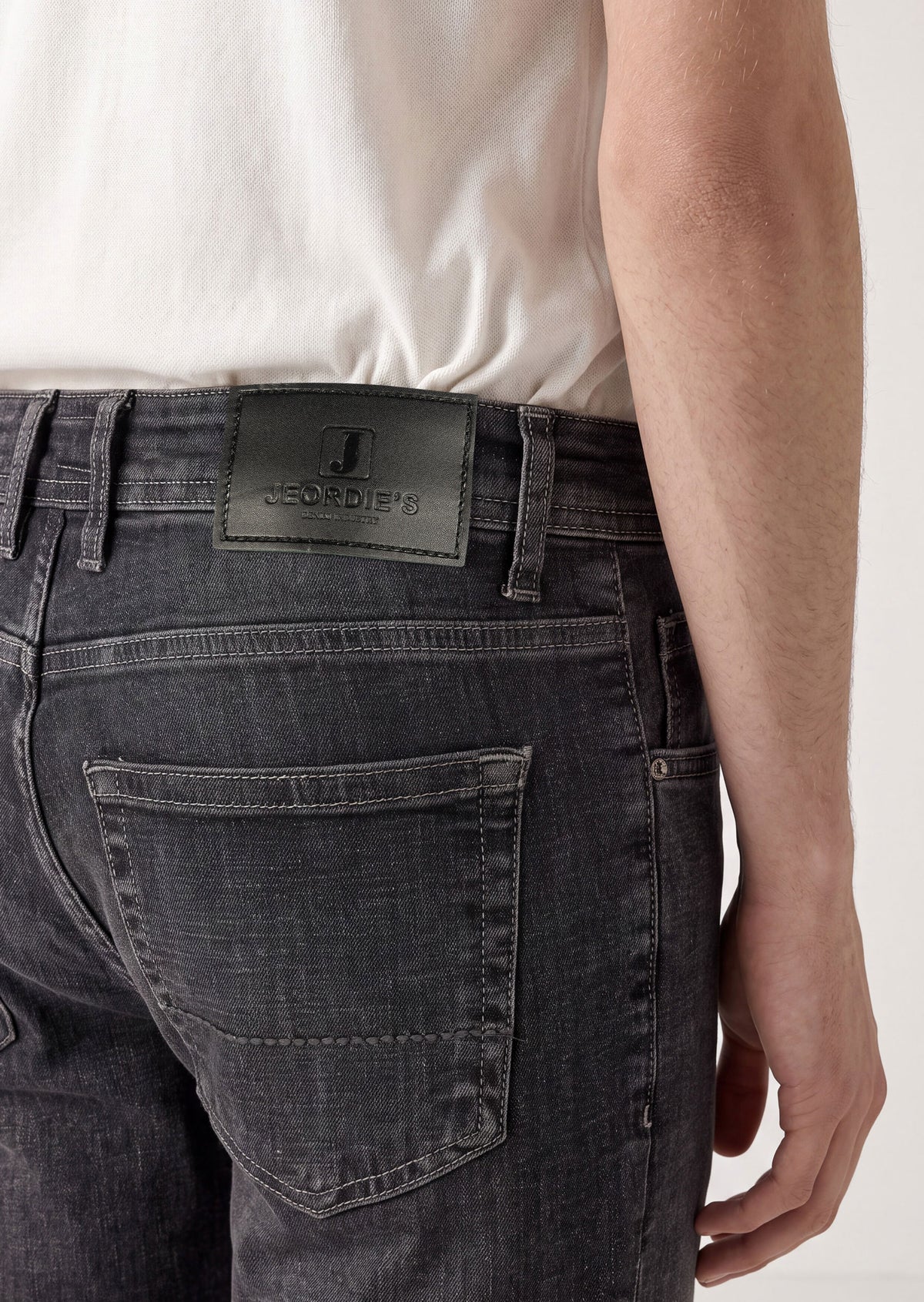 Anthracite Jean